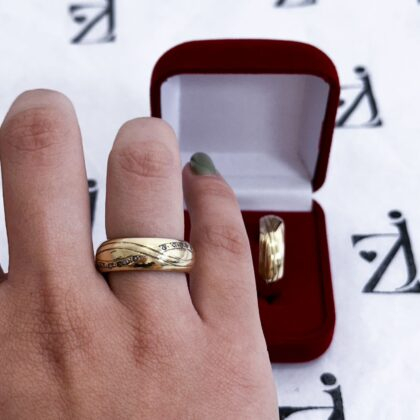 ALIANÇA TRABALHADA INFINITO E PEDRAS